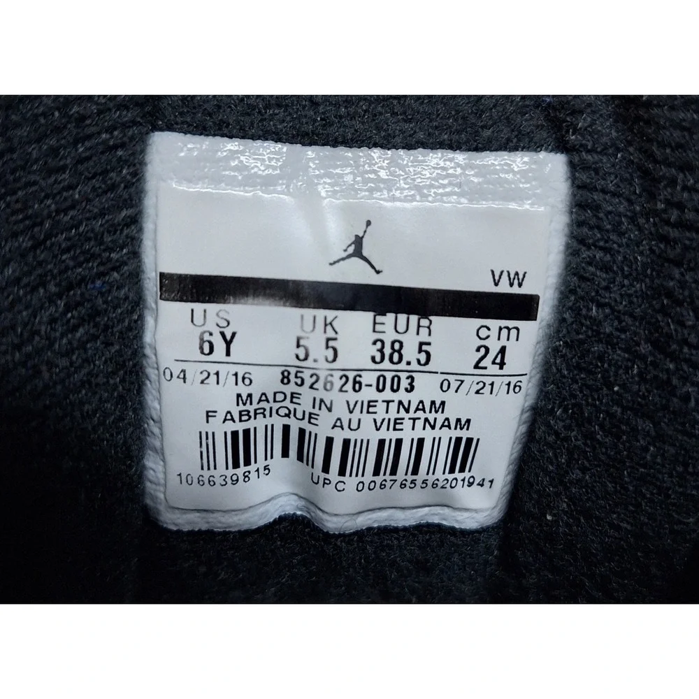Nike Air Jordan 12 Retro Gray Wool Sneakers Shoes US Size 6Y Boys 852626-003